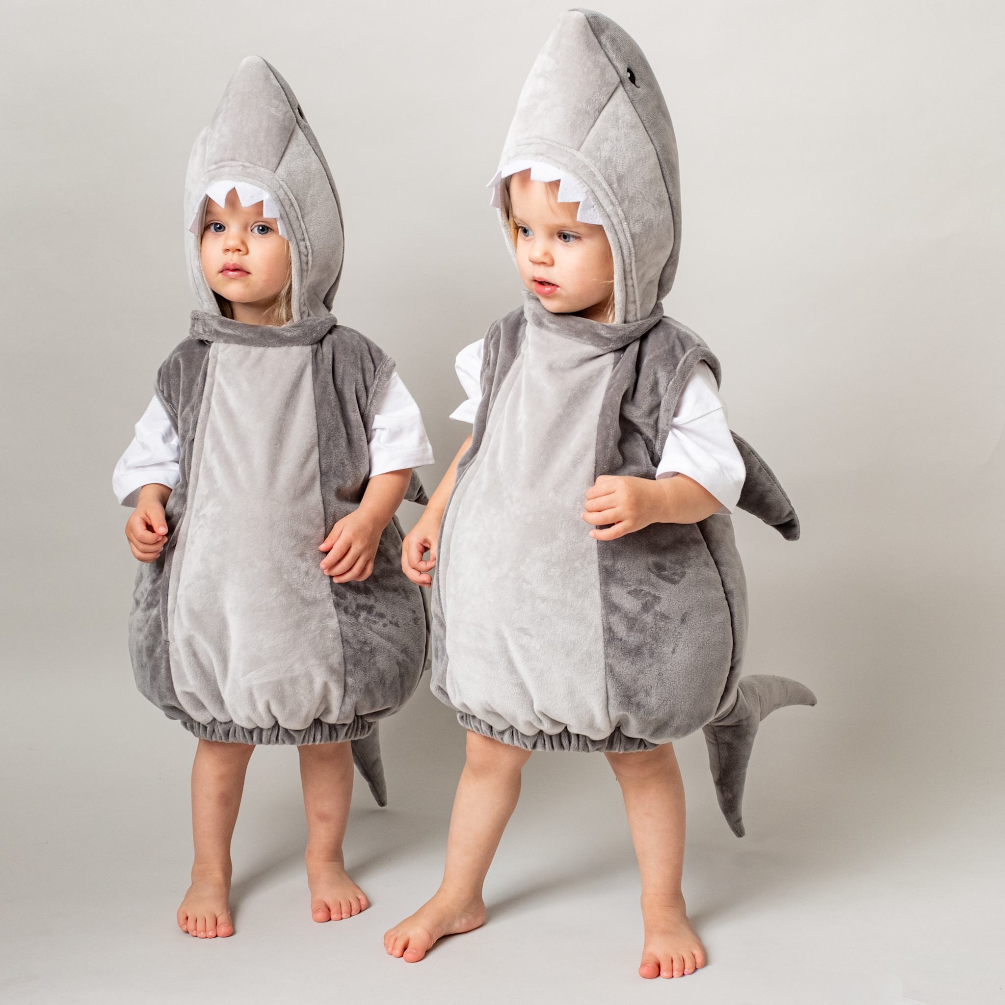 That's Mine Hank haj kostume - Silver Grey - Shell : 100% polyester / Lining: 100% cotton / Padding: 100% polyester Buy Legetid||Kostumer||personale||Forår 2026 here.
