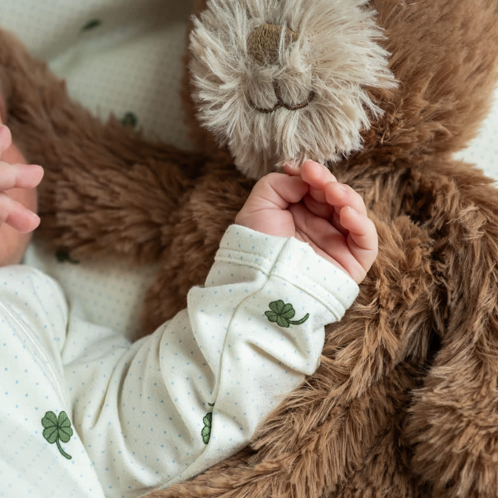 That's Mine Elliotte onesie - Specks of luck - 48% Organic cotton / 47% Modal / 5% Elastane Buy Overdele||Onesies||personale||Basics here.