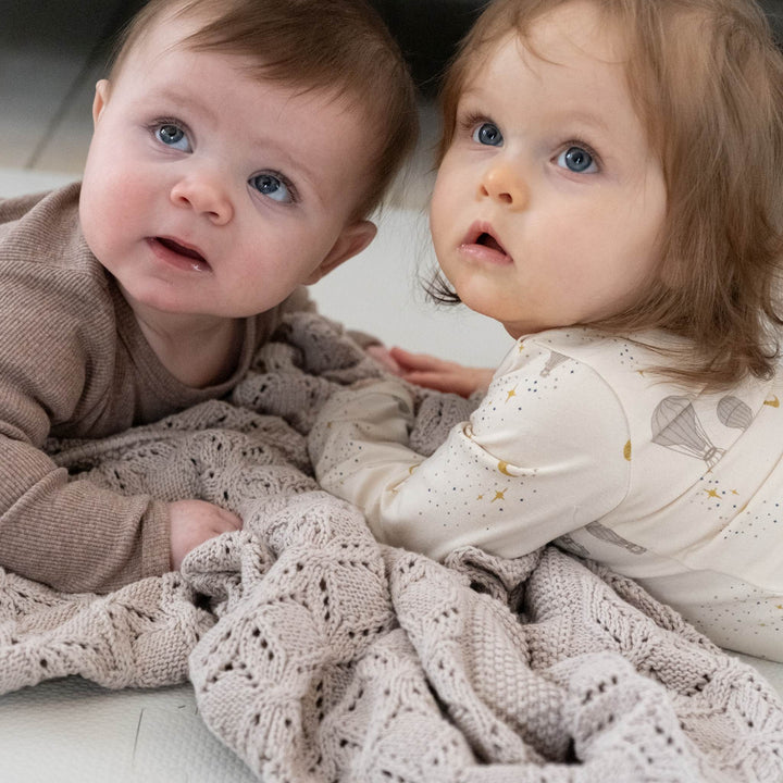 That's Mine Kala strikket tæppe - Peyote - 100% Organic cotton Buy Sovetid||Alle||Favoritter||personale||alt minus sløjfe||NOOS||Plaid||Strikkede tæpper||mette-sale||Orderly Emails - Recommended Products here.