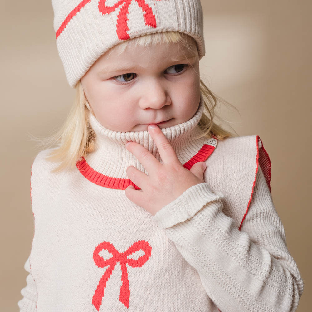 Louise neckwarmer - Almond peach