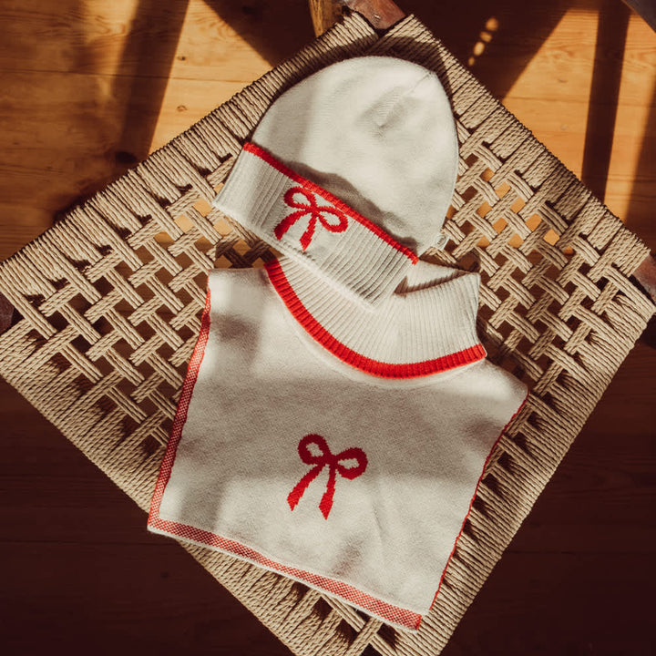 Leonora beanie - Almond peach