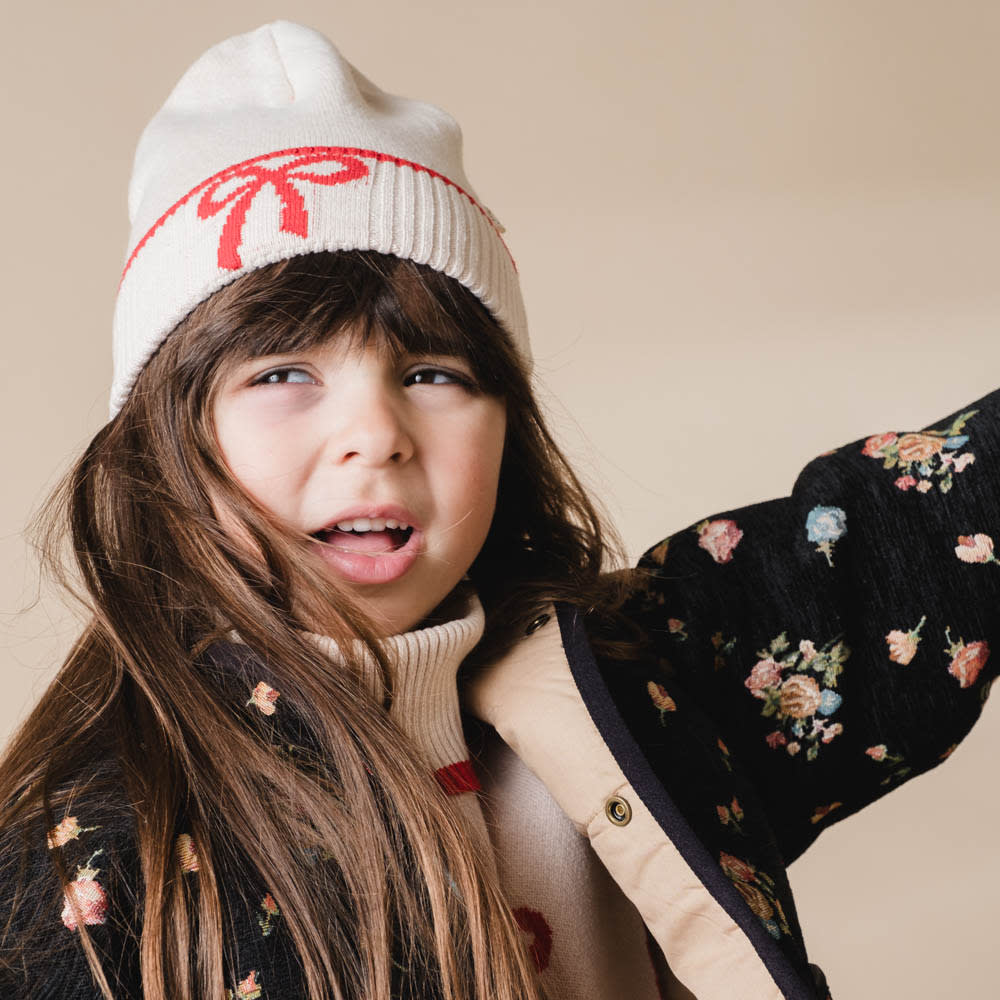 Leonora beanie - Almond peach