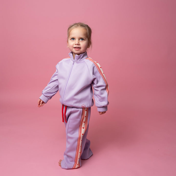 That's Mine Andrea sweatshirt - Sweet purple - 49% polyester / 46% rayon / 6% spandex Buy Tøj||Overdele||Trøjer og toppe||Sweatshirts||Alle||personale||alt minus sløjfe||Sweats||mette-sale||Forår & sommer 2026||Orderly Emails - Recommended Products here.